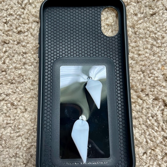 iPhone X/Xs - Loopy Original, Pineapple/Matte Edition/Righty - Picture 5 of 7